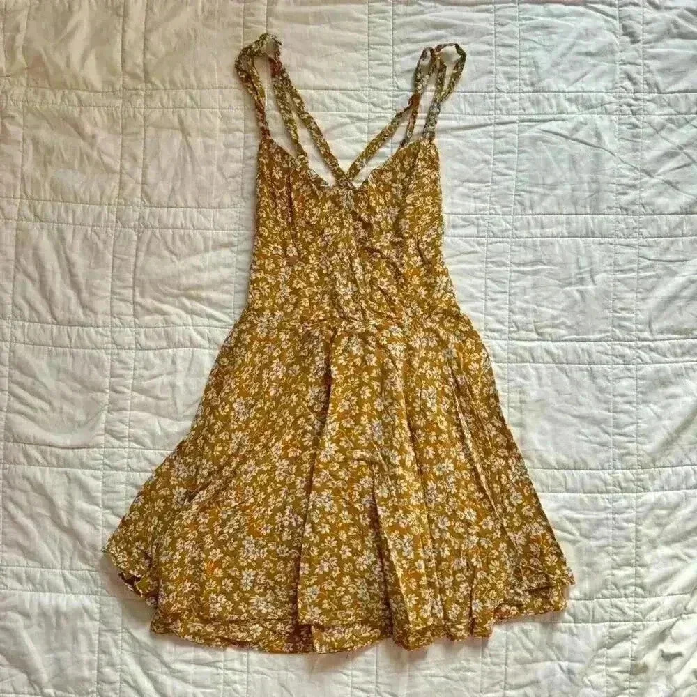 Kimchi blue Yellow floral flowy mini dress layered tiered‎ size 0 cottagecore